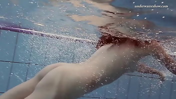 Underwater Pornstar Brunette Czech 