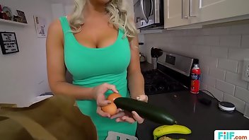 Food Cumshot Blonde Pornstar 